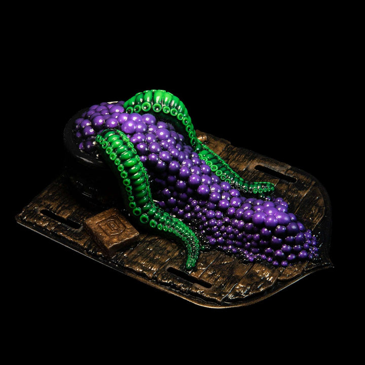 The Witches Cauldron Grinder