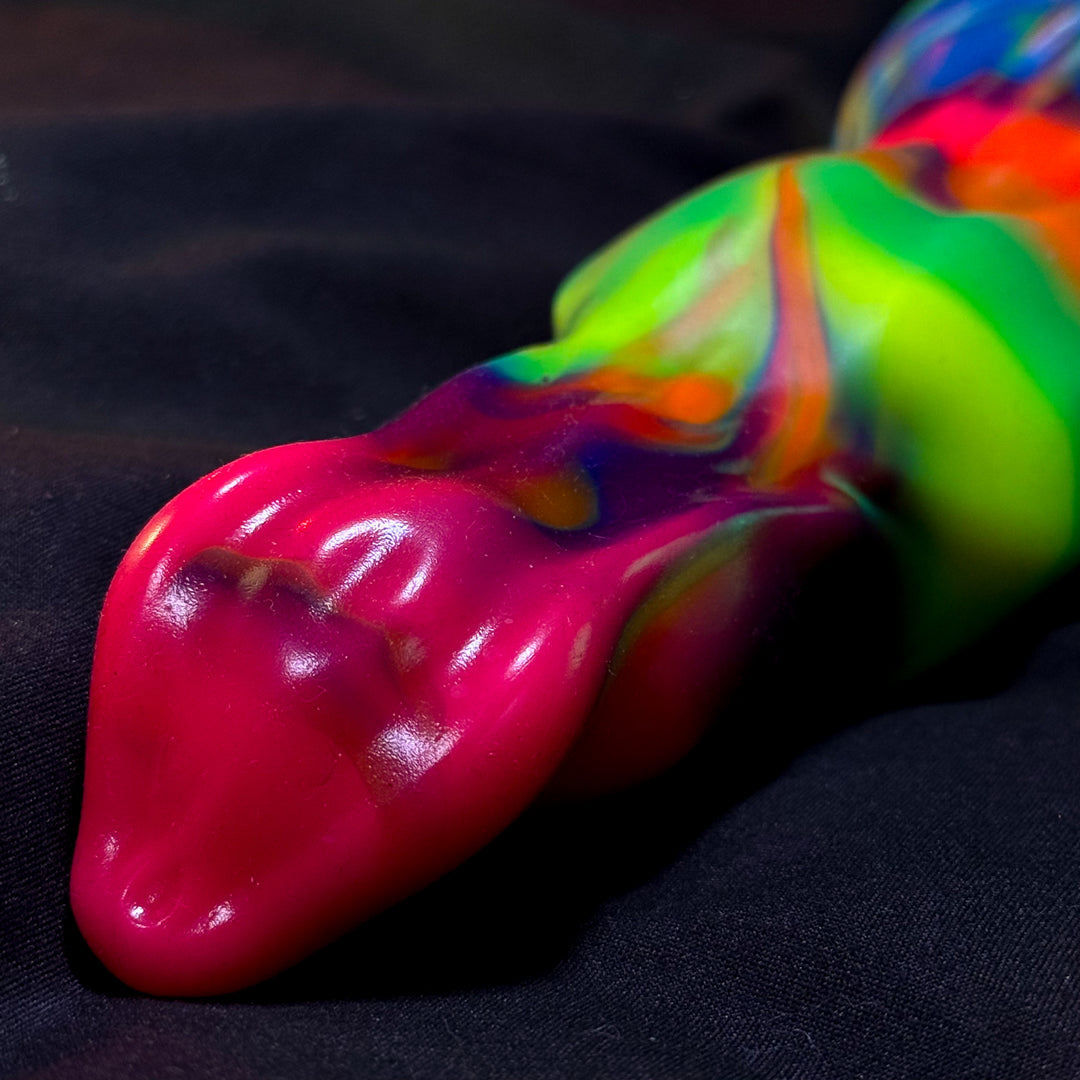 Lycan Knotted Dildo - Confused Rainbow