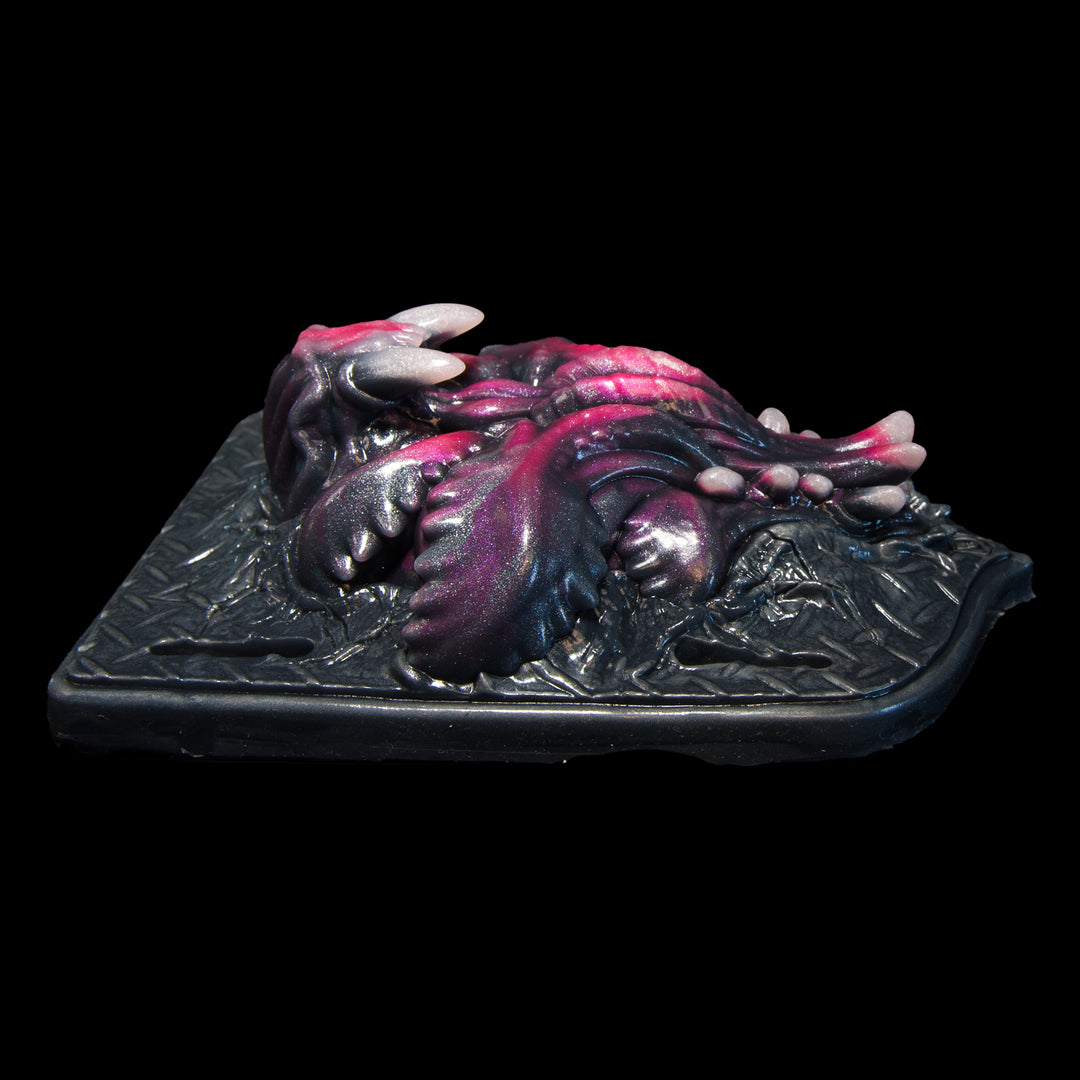 Draku - Strap-Down Grinder
