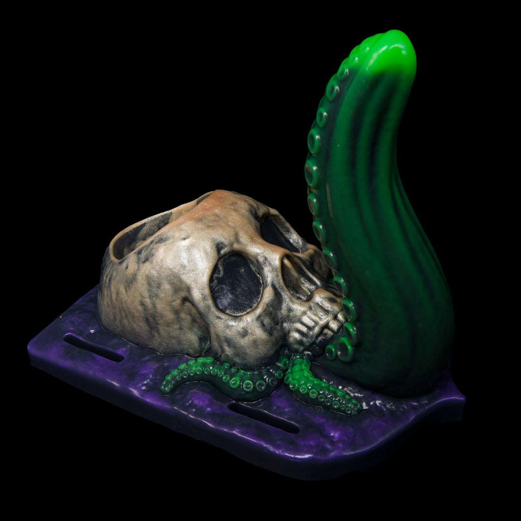 Hexxus – Ejaculating Wand Grinder