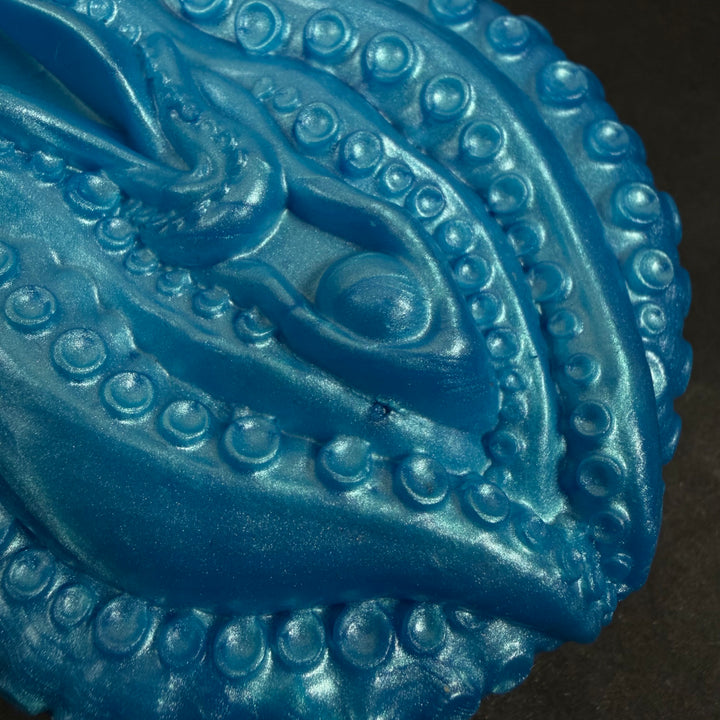 OD229 - Vibrating Tentacle Palm Grinder - Soft Firmness -  Colour Reefs Water