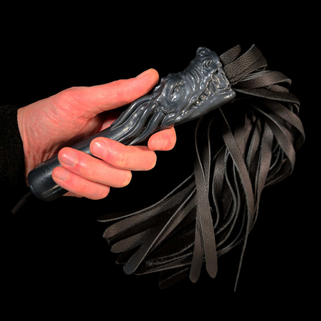 LorDan Dragon Head Flogger
