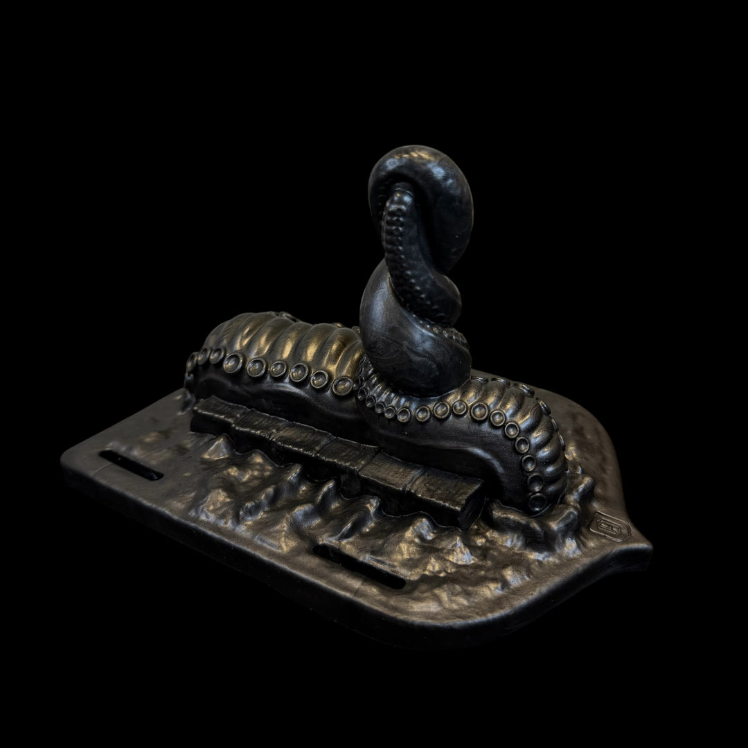 OD138 - Kraken Grinder - Extra Soft Firmness - Vibrating Base - Colour Odyssey Black