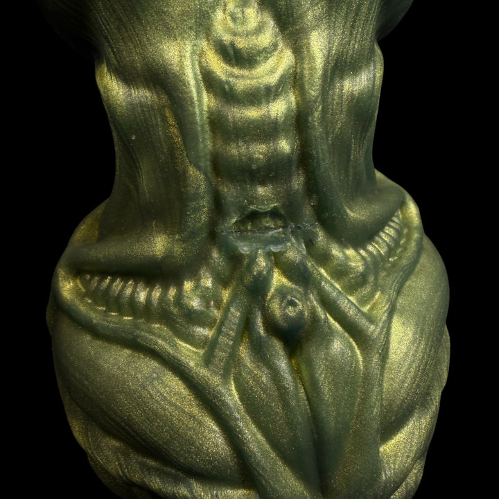 OD205 - Xenomorph Dildo - Size Medium 8" -  Extra Soft Firmness - Vibrating Base - Colour Green